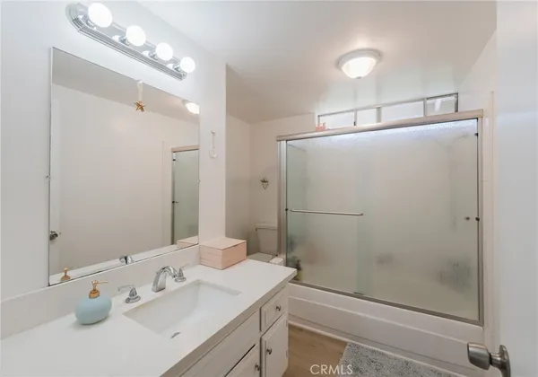 $1,949,000 | 9512 Hightide Drive, Huntington Beach, CA 92646