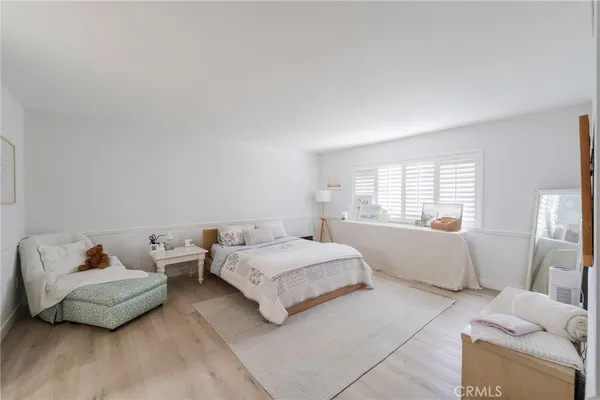 $1,949,000 | 9512 Hightide Drive, Huntington Beach, CA 92646