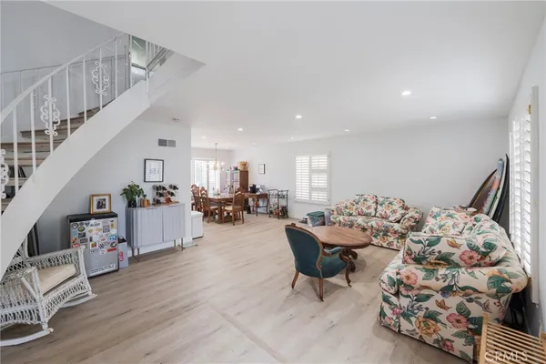 $1,949,000 | 9512 Hightide Drive, Huntington Beach, CA 92646