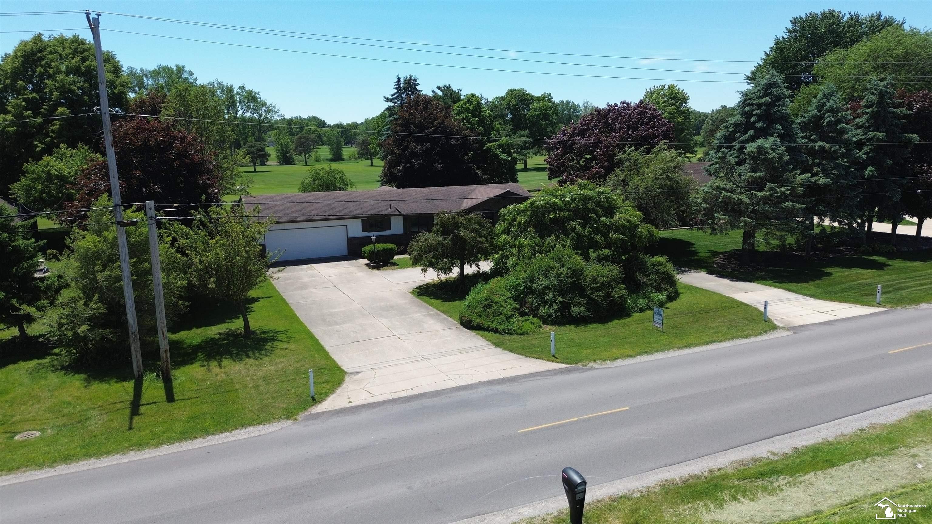 1303 West Erie Road Temperance, MI 48182 - Photo 2 of 30