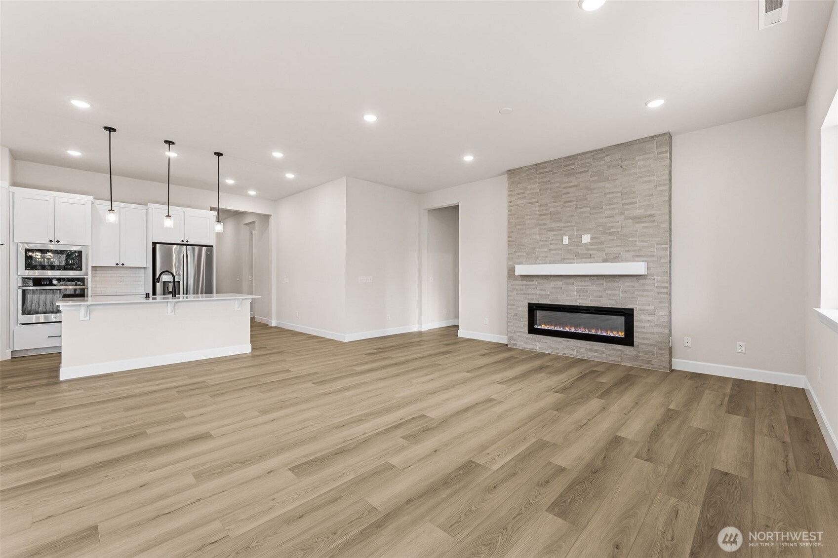 710 South Davis Street, Unit 106 Buckley, WA 98321 - Photo 23 of 33