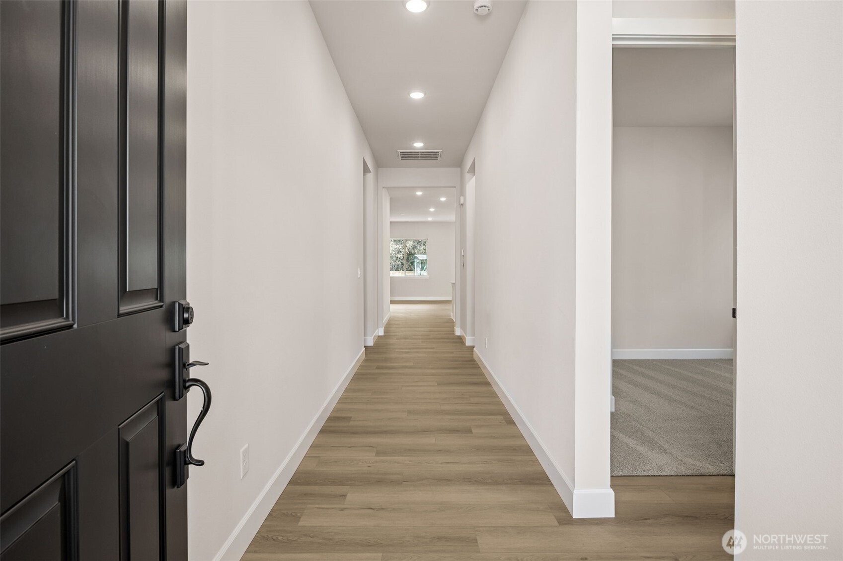 710 South Davis Street, Unit 106 Buckley, WA 98321 - Photo 3 of 33