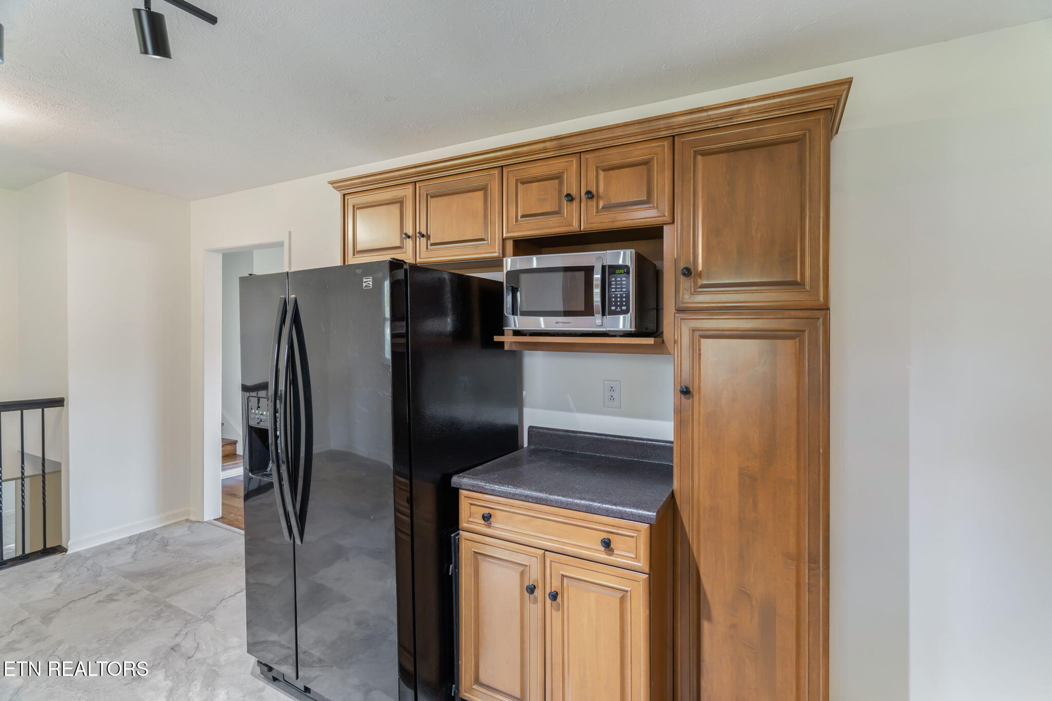 6624 Candy Lane Knoxville, TN 37920 - Photo 15 of 48 17-web-or-mls-6624 Candy Lane-18