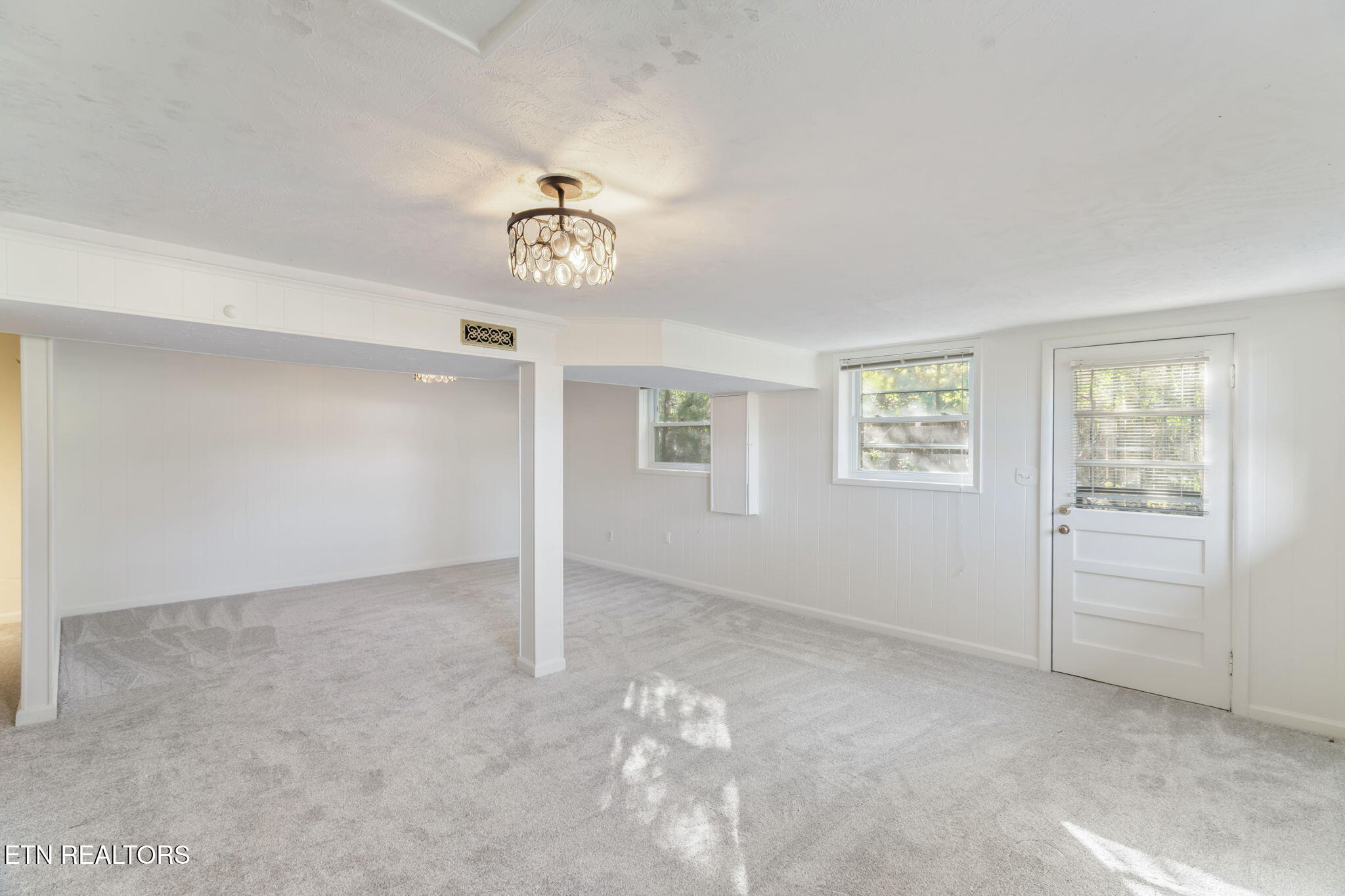 6624 Candy Lane Knoxville, TN 37920 - Photo 35 of 48 36-web-or-mls-6624 Candy Lane-37