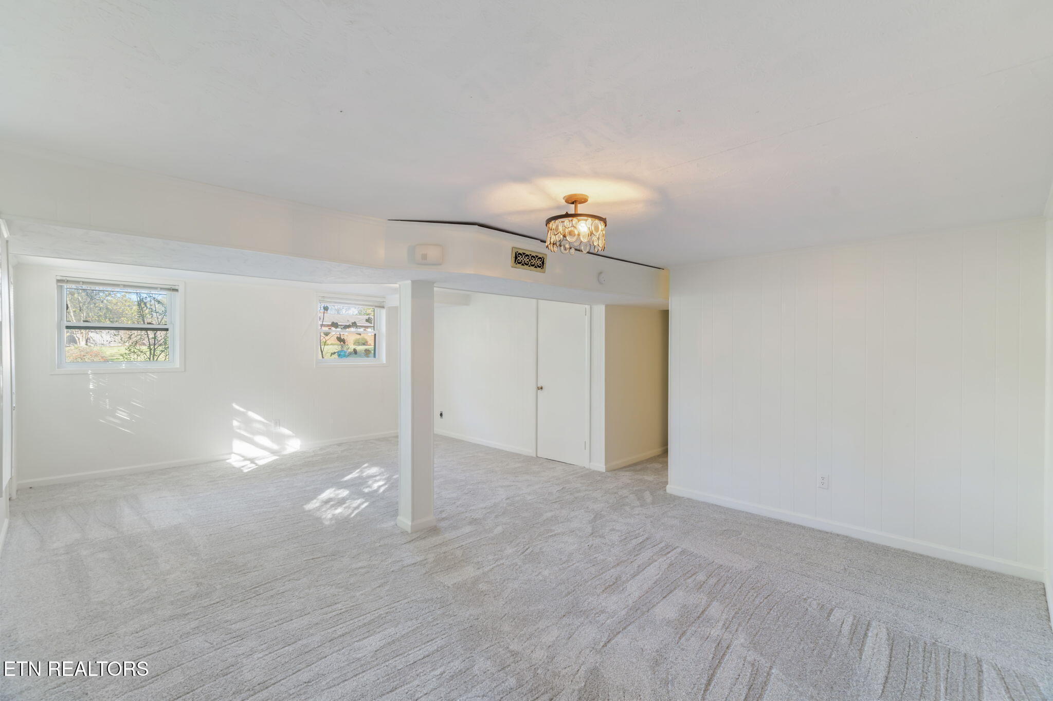 6624 Candy Lane Knoxville, TN 37920 - Photo 37 of 48 37-web-or-mls-6624 Candy Lane-38