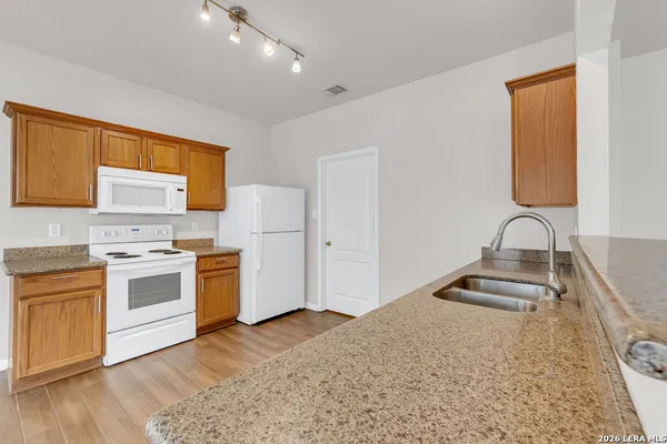 $1,850 | 791 Sycamore Moon, San Antonio, TX 78216