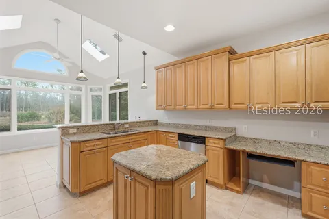 $825,000 | 11 Sedge Fern Drive, Hilton Head Island, SC 29926