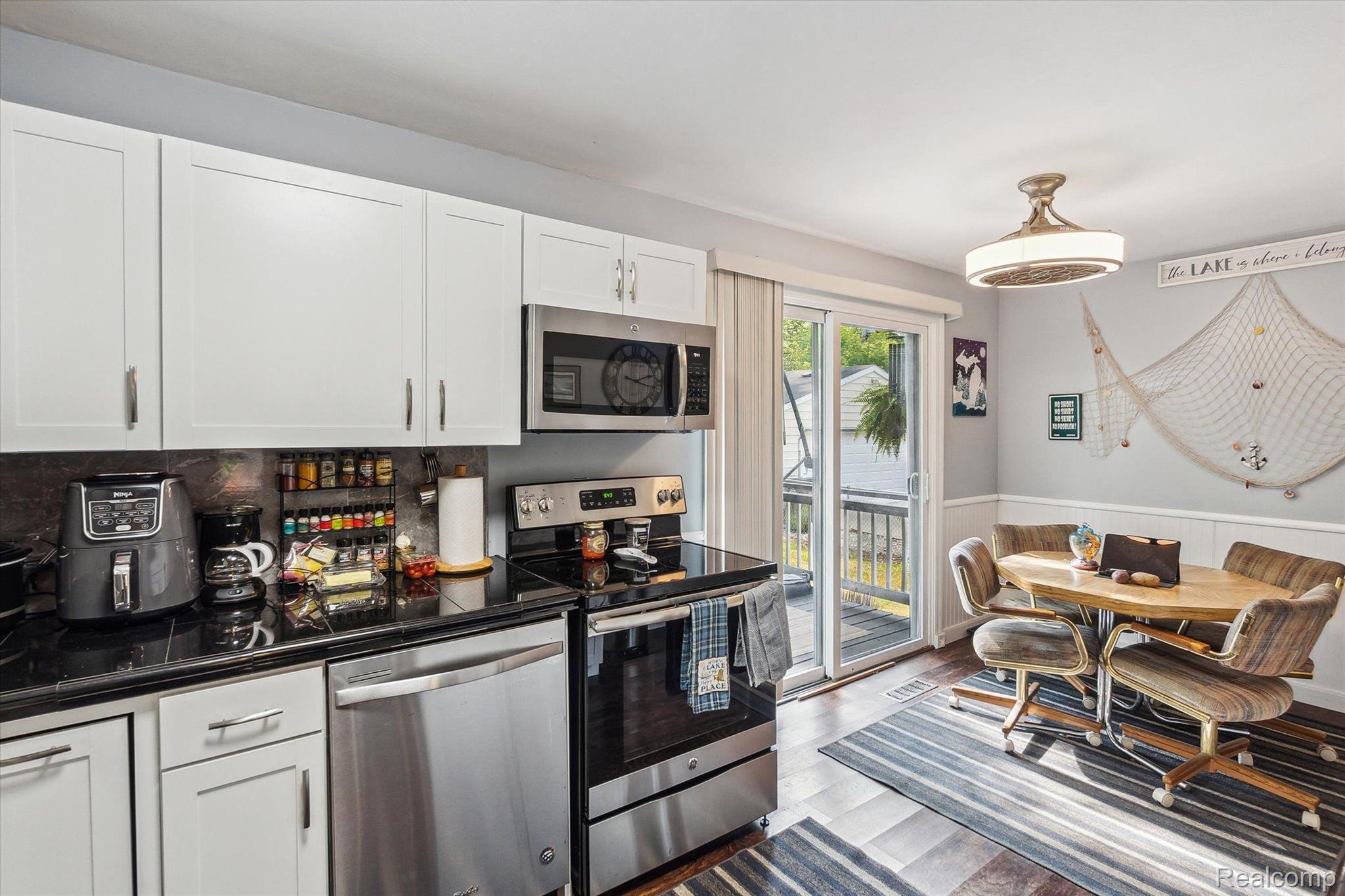3125 Shetland Road Lansing, MI 48911 - Photo 11 of 31 Gallery Image 11