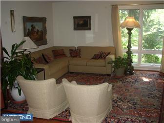 605 Laverock Road Glenside, PA 19038 - Photo 3 of 10 Gallery Image 3