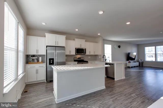 $3,300 | 7928 Patterson Way, Hanover, MD 21076