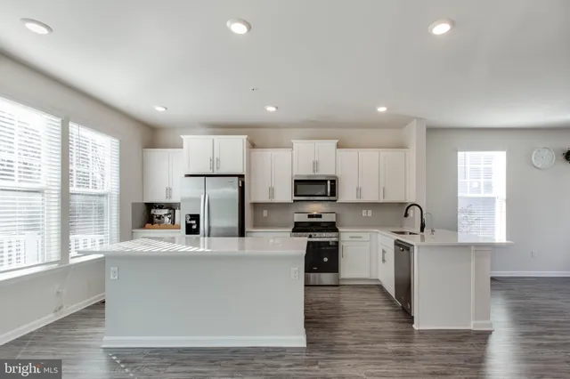 $3,300 | 7928 Patterson Way, Hanover, MD 21076