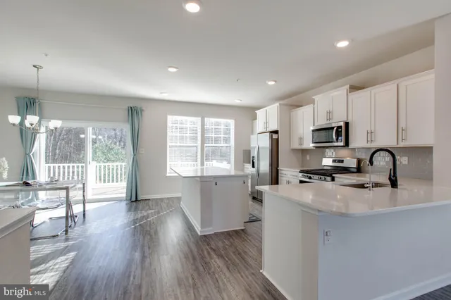 $3,300 | 7928 Patterson Way, Hanover, MD 21076