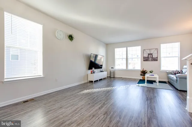 $3,300 | 7928 Patterson Way, Hanover, MD 21076