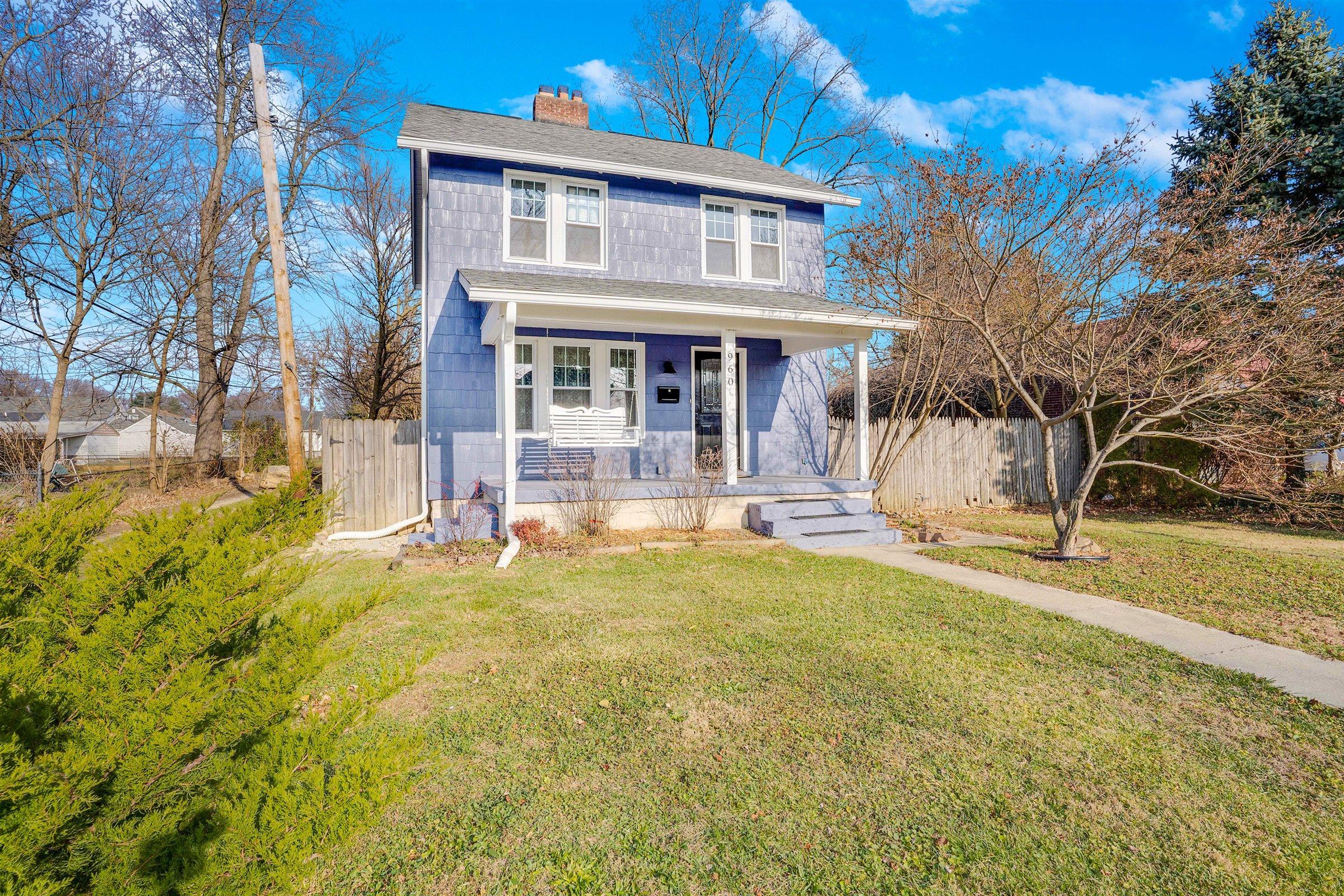 960 East Dunedin Road Columbus, OH 43224 - Photo 2 of 35