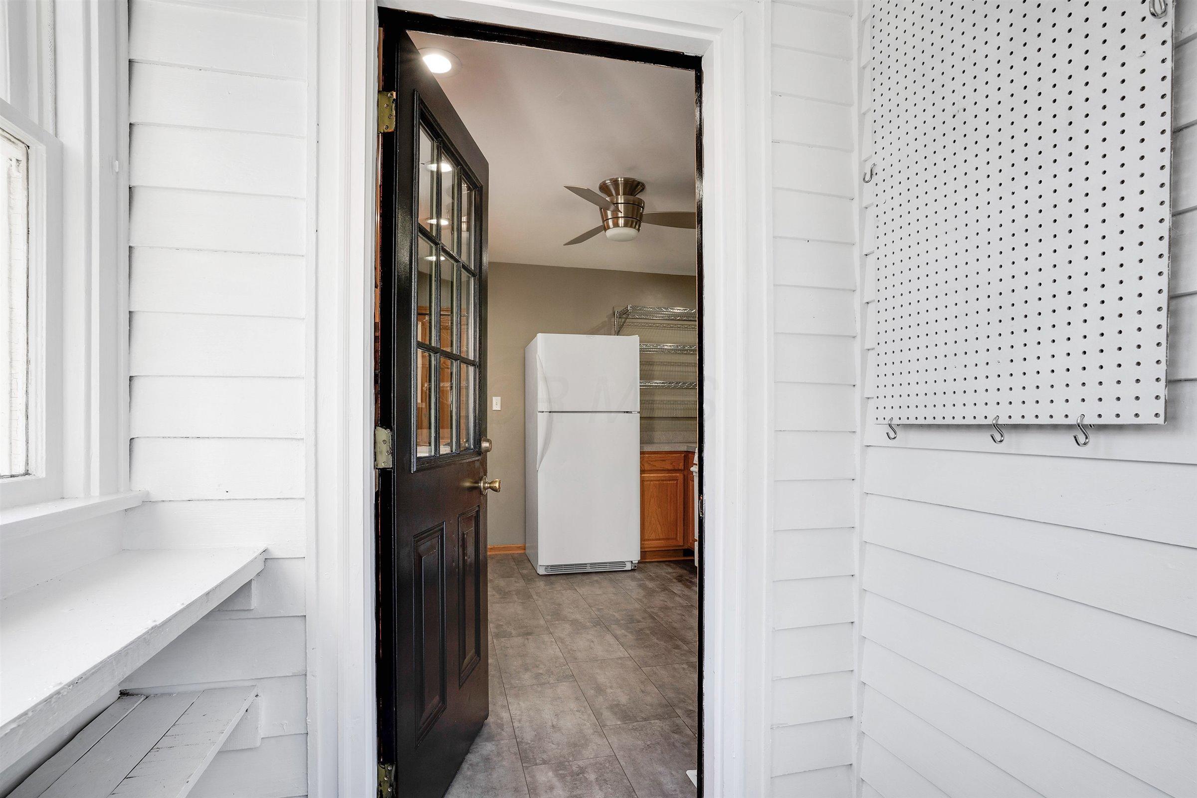 960 East Dunedin Road Columbus, OH 43224 - Photo 21 of 35