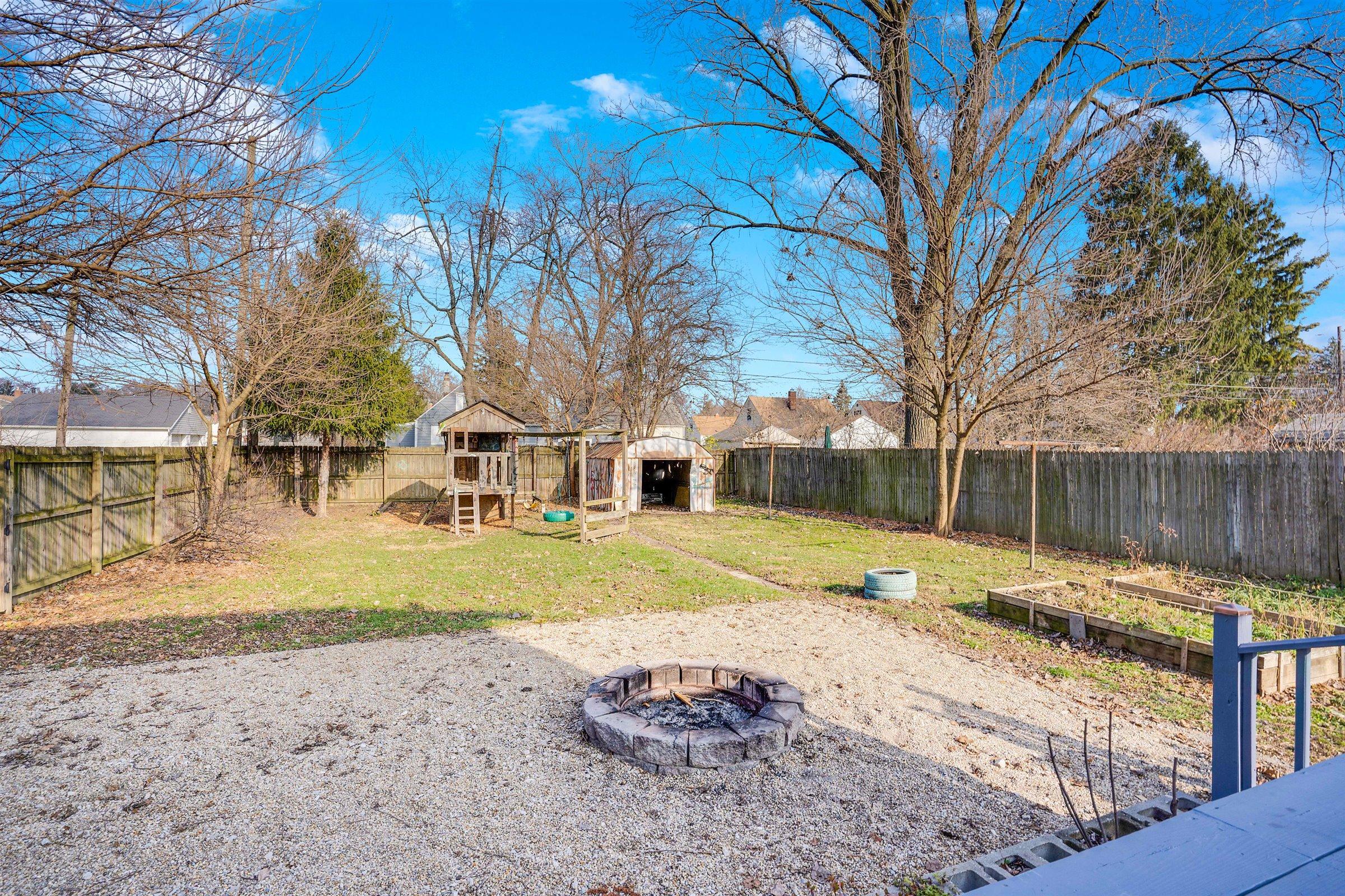 960 East Dunedin Road Columbus, OH 43224 - Photo 25 of 35