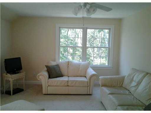 20 Hubbard Street Westerly, RI 02891 - Photo 16 of 20 Studio/Study/Office.