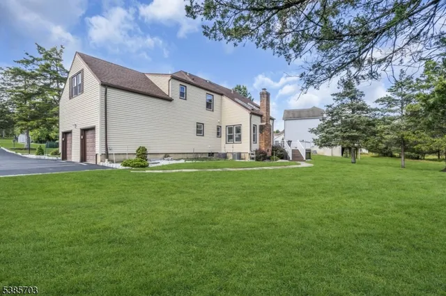 $969,000 | 840 Dow Road, Bridgewater, NJ 08807