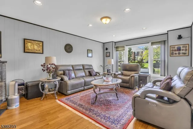 $969,000 | 840 Dow Road, Bridgewater, NJ 08807