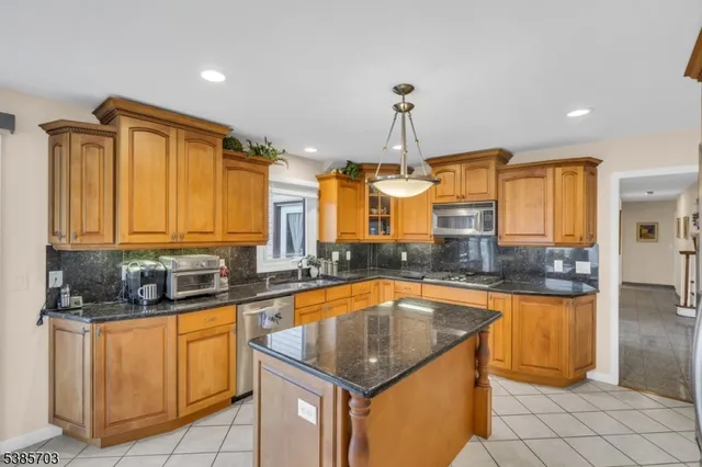 $969,000 | 840 Dow Road, Bridgewater, NJ 08807