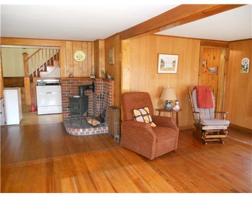 46 Lighthouse Road Owls Head, ME 04854 - Photo 8 of 15 Living Room.