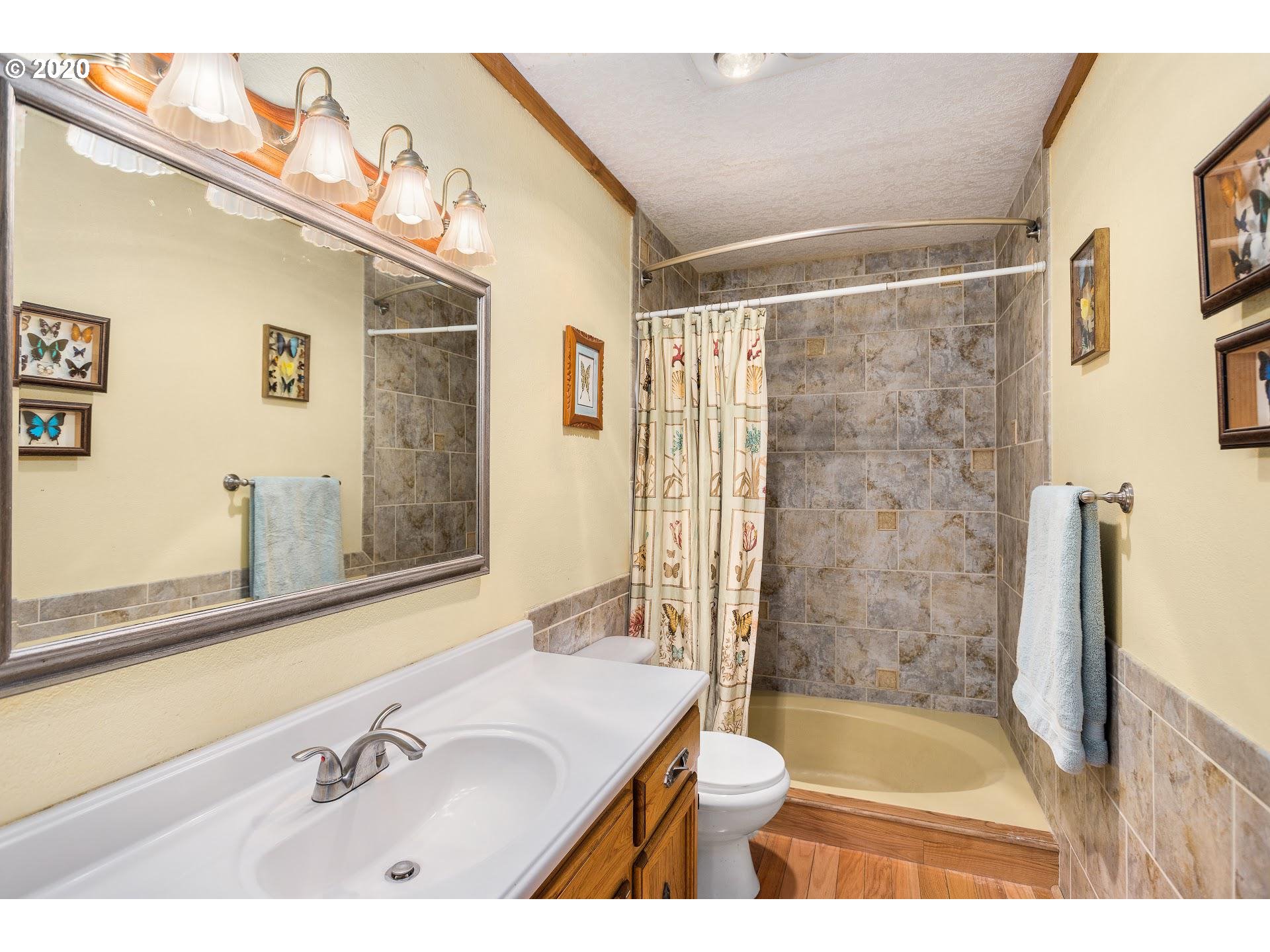55601 Southwest Sain Creek Road Gaston, OR 97119 - Photo 17 of 26 Gallery Image 17