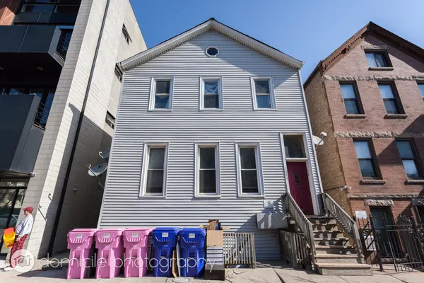 $1,825 | 1022 West Fry Street, Unit 1R, Chicago, IL 60642