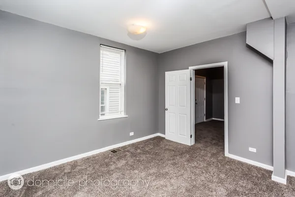 $1,825 | 1022 West Fry Street, Unit 1R, Chicago, IL 60642