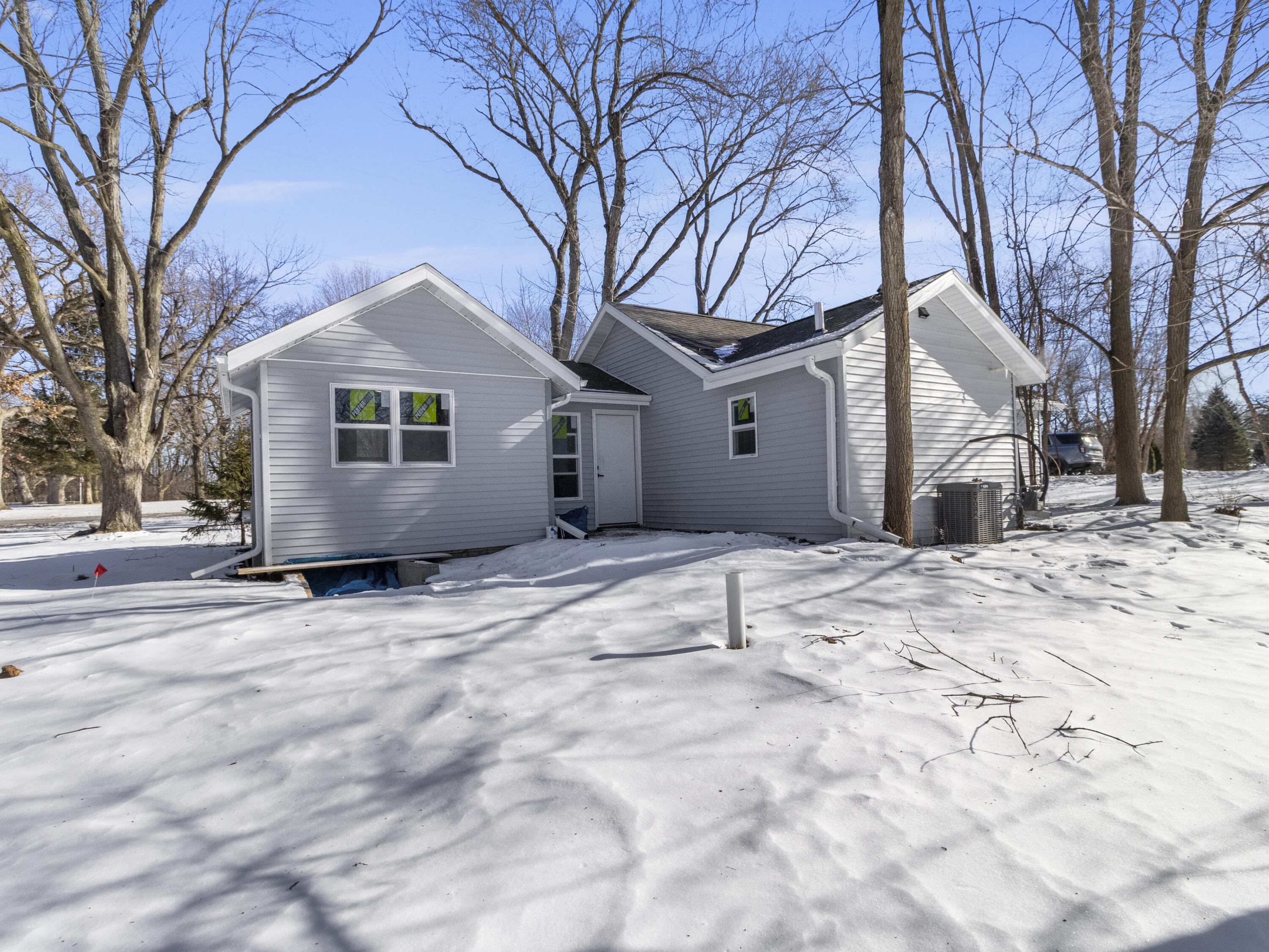 8444 Fish Hatchery Road Burlington, WI 53105 - Photo 31 of 32 IMG_3475