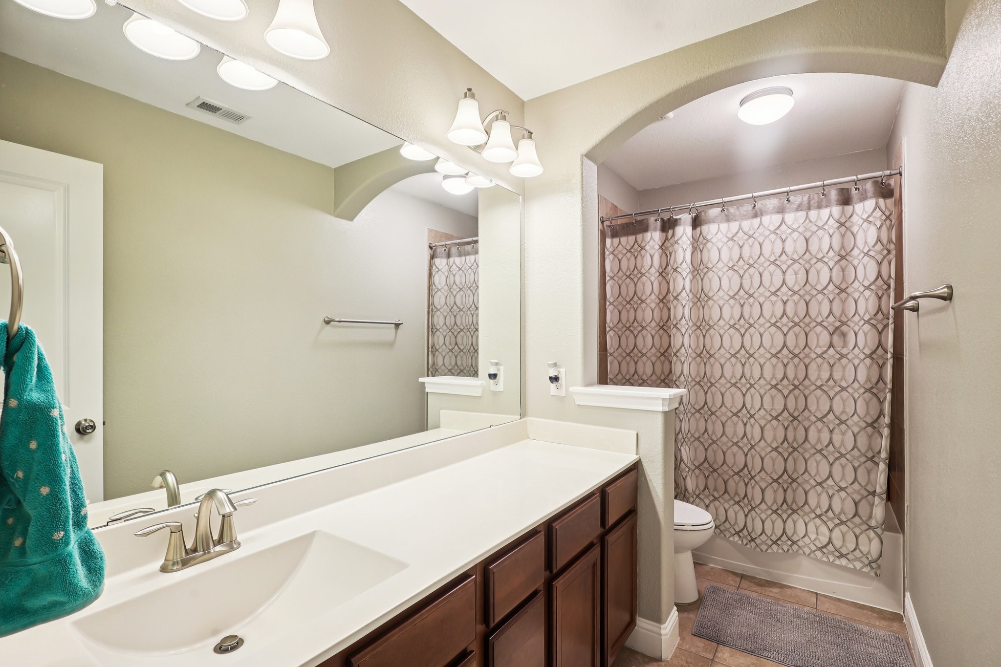 3668 Cottage Pines Lane Spring, TX 77386 - Photo 39 of 47 One of the secondary baths