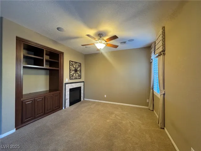 $2,095 | 7334 West Mistral Avenue, Las Vegas, NV 89113