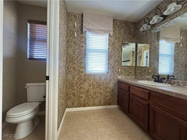 $2,095 | 7334 West Mistral Avenue, Las Vegas, NV 89113