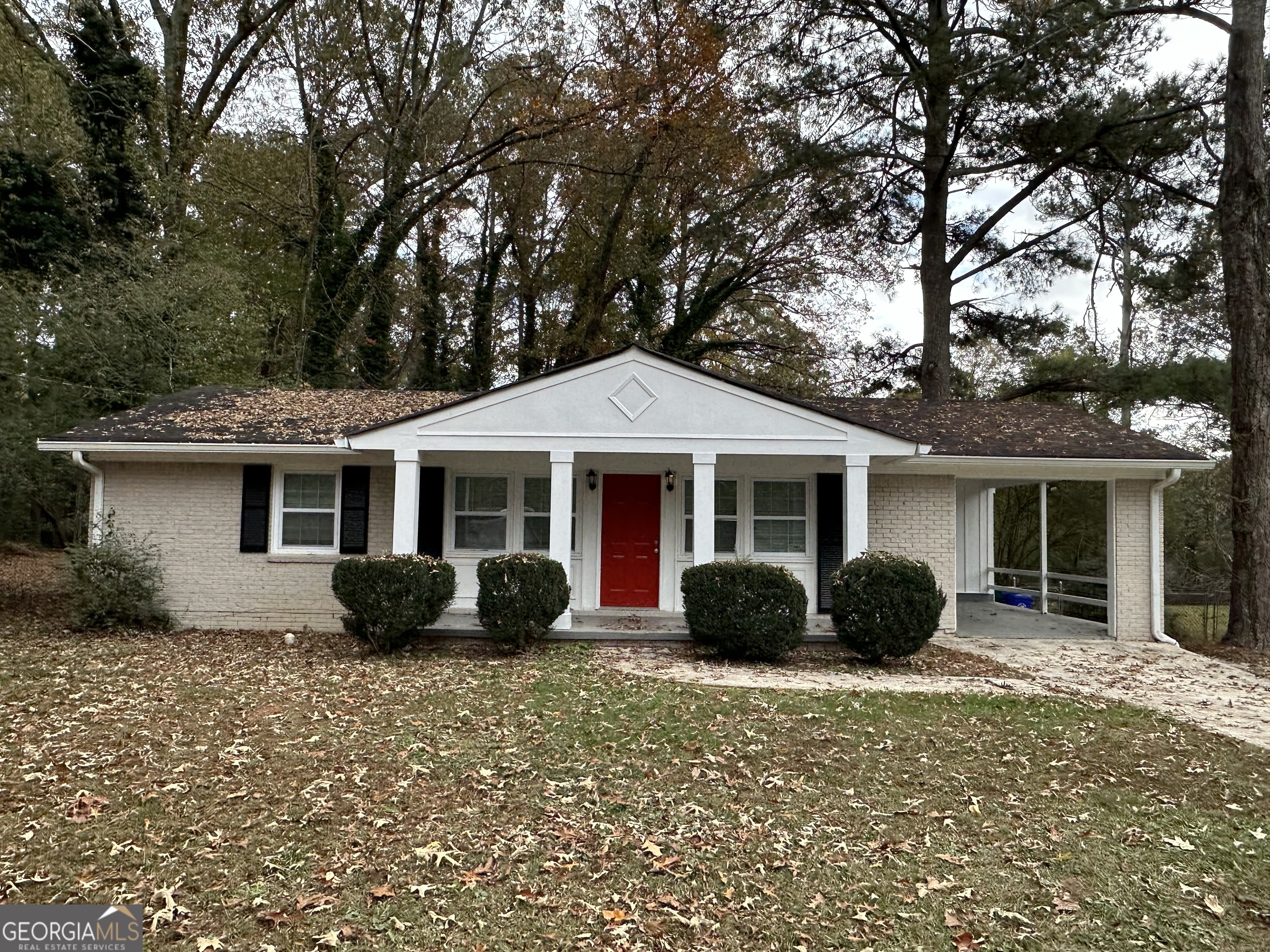 4433 Mercer Road Decatur, GA 30035 - Photo 2 of 12