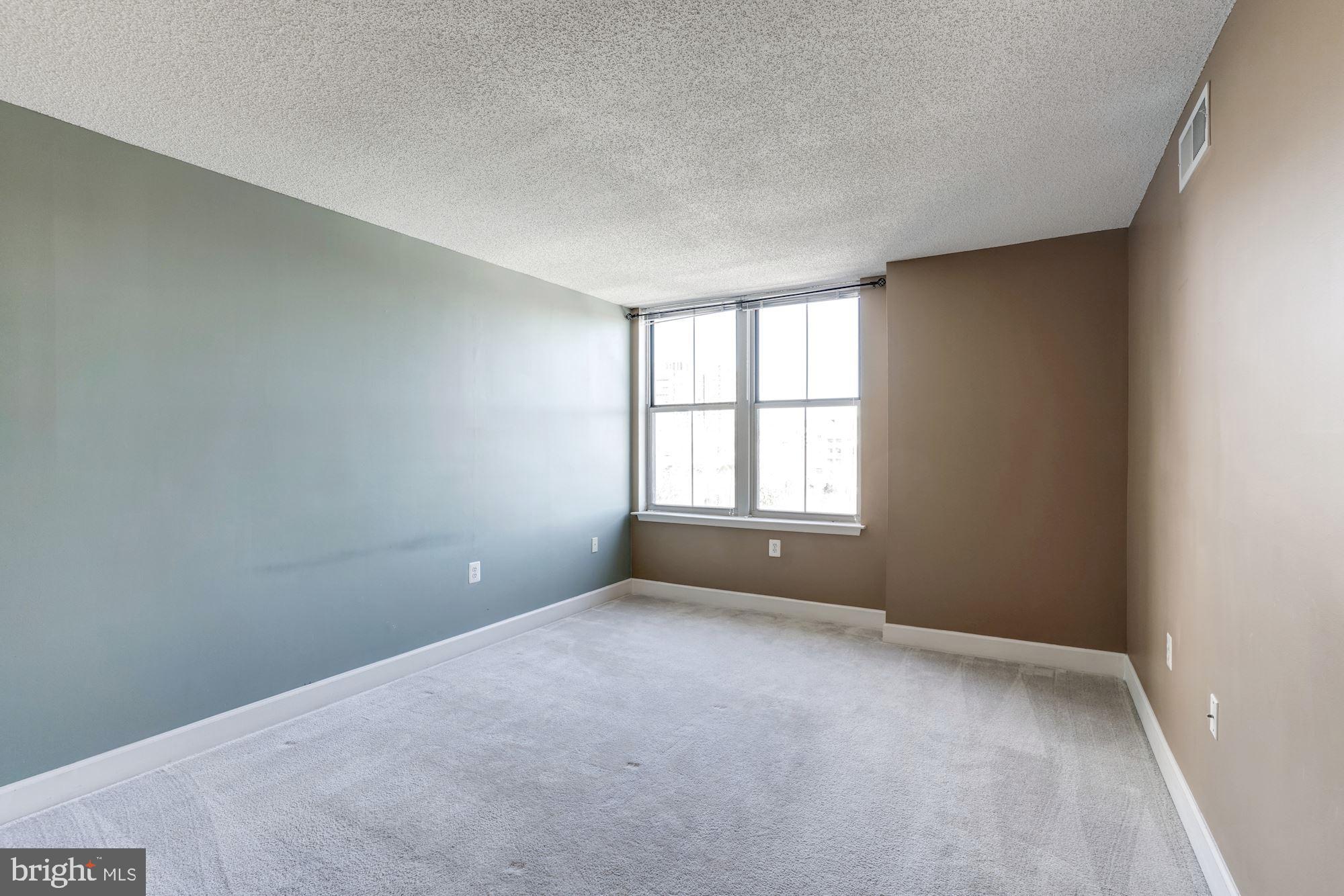 11800 Sunset Hills Road, Unit 422 Reston, VA 20190 - Photo 12 of 36 Primary Bedroom