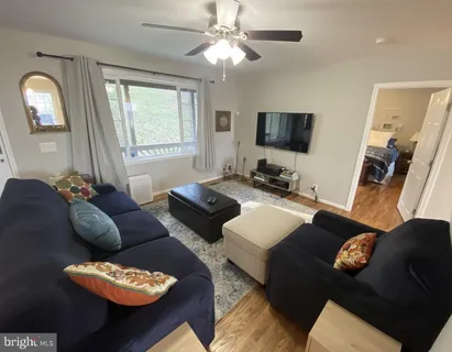 $425,000 | 397 Parkside Road, Linden, VA 22642