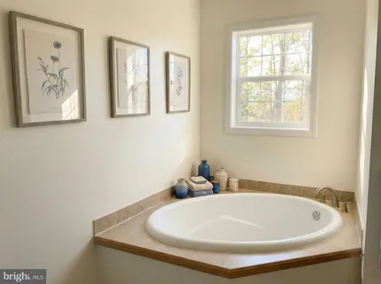 $425,000 | 397 Parkside Road, Linden, VA 22642