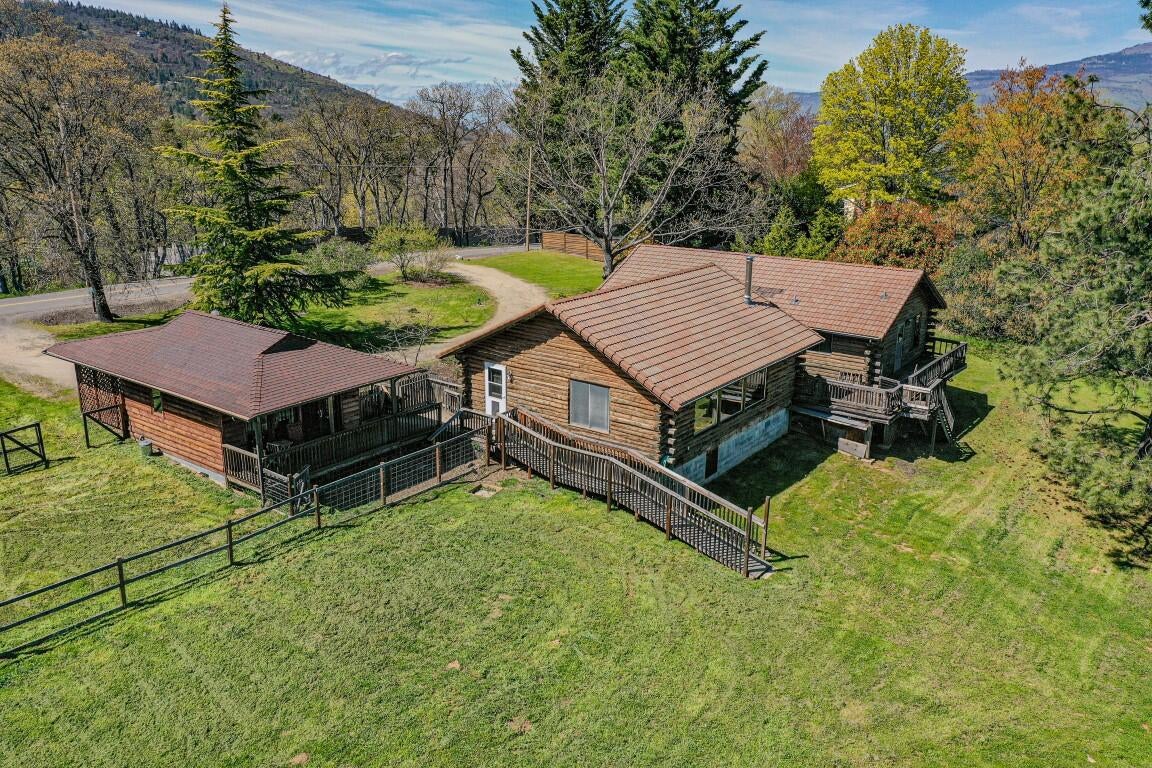 700 Neil Creek Road Ashland, OR 97520 - Photo 1 of 37 700 Neil Creek Road, Ashland