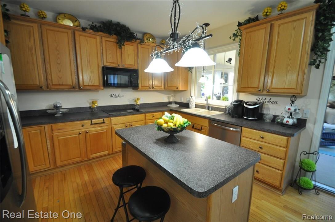 4119 Wincrest Lane Rochester, MI 48306 - Photo 12 of 30 12.JPG