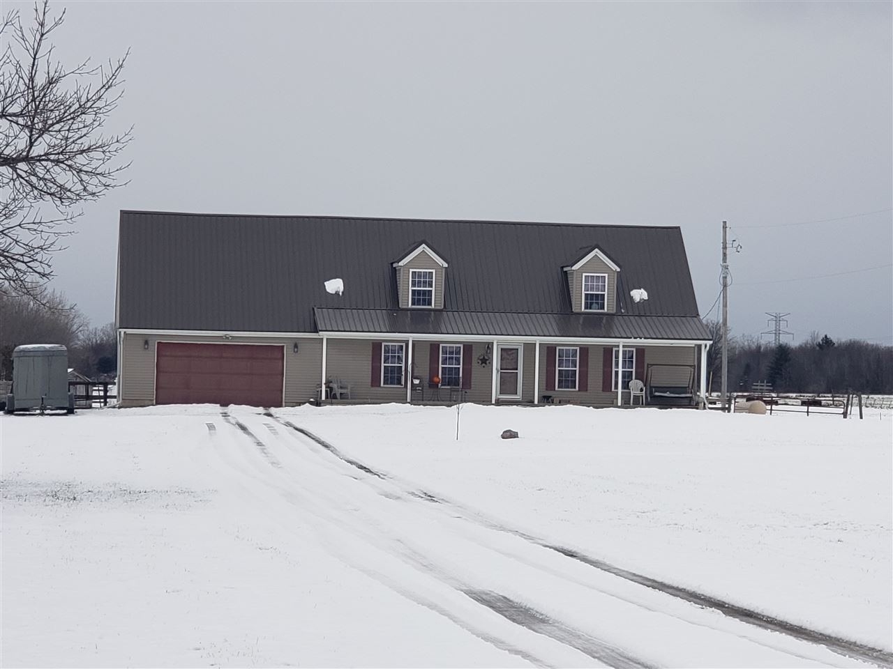 10016 Carter Road Freeland, MI 48623 - Photo 2 of 25