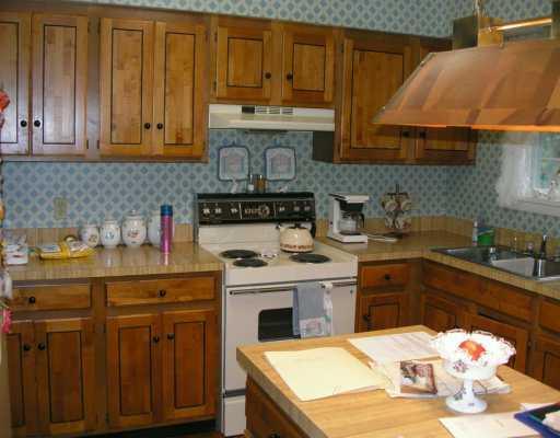 84 Gearing Road Monongahela, PA 15063 - Photo 4 of 8 Kitchen.