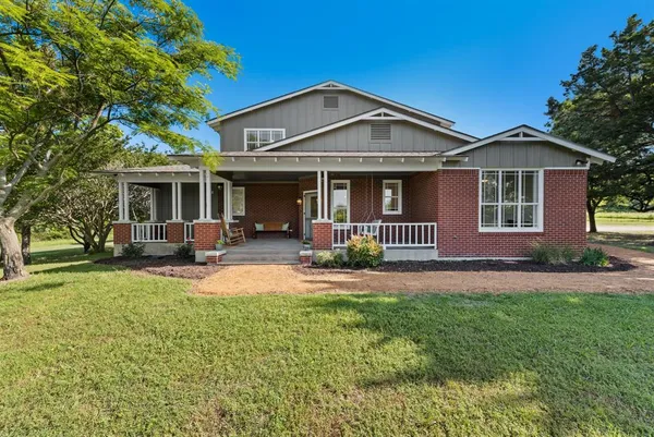 $824,900 | 3829 Farm To Market Road 896, Leonard, TX 75452