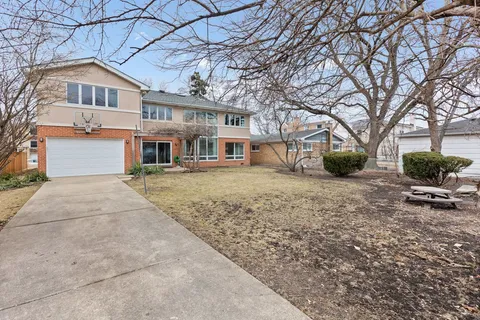 $800,000 | 5133 Carol Street, Skokie, IL 60077
