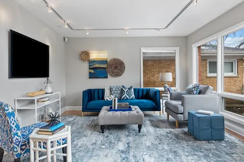 $800,000 | 5133 Carol Street, Skokie, IL 60077