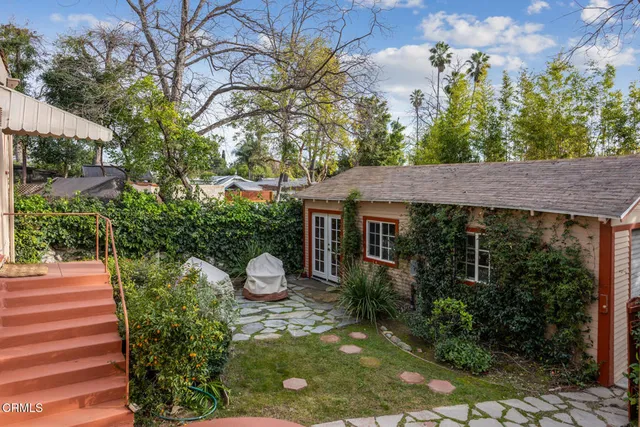 a black and white checkered floor