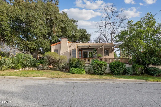 $960,000 | 646 East Sacramento Street, Altadena, CA 91001