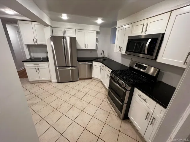 $2,850 | 101 Sterling Avenue, Yonkers, NY 10704