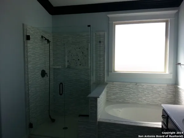 $2,395 | 8610 Kihnu Willow, San Antonio, TX 78251