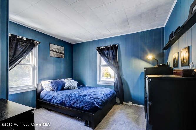 11 Zieglers Lane Hamilton, NJ 08690 - Photo 12 of 19 11 Zieglers Ln Hamilton-small-013-Bedroo