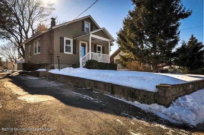 11 Zieglers Lane Hamilton, NJ 08690 - Photo 2 of 19 11 Zieglers Ln Hamilton-small-002-Exteri