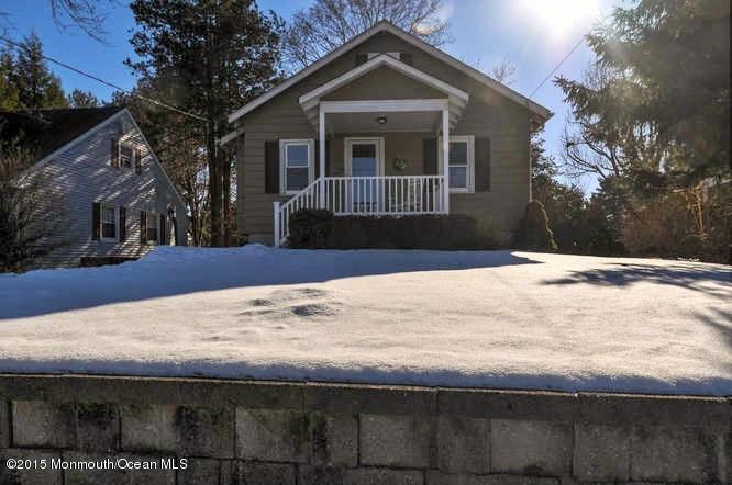 11 Zieglers Lane Hamilton, NJ 08690 - Photo 3 of 19 11 Zieglers Ln Hamilton-small-003-Exteri